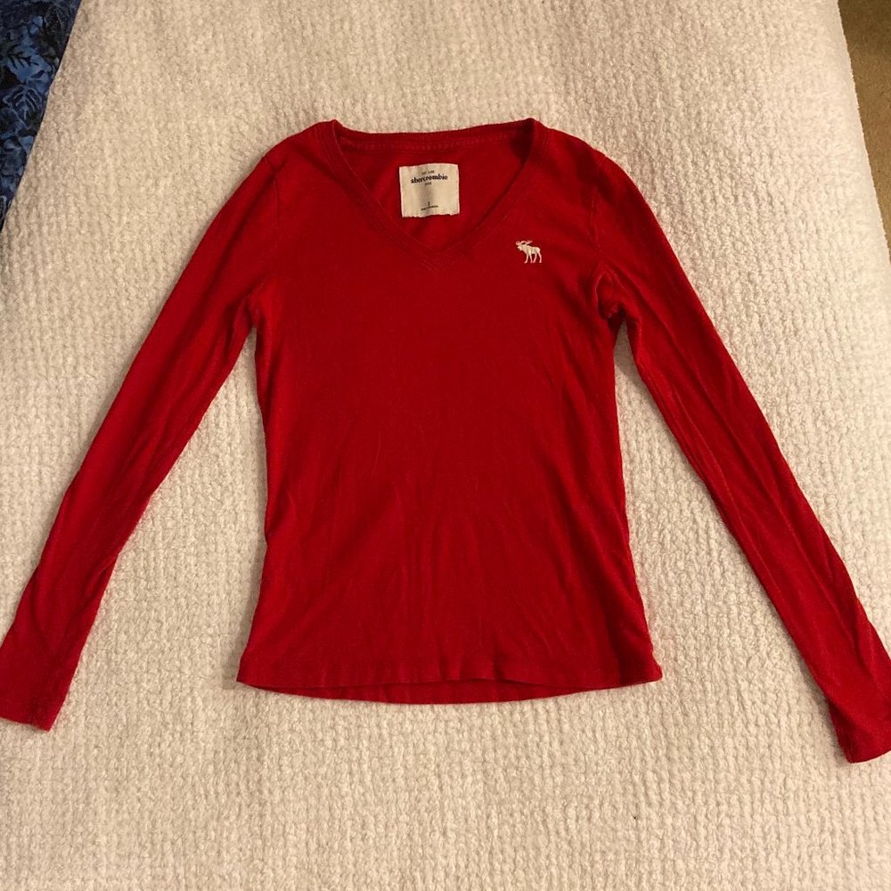 red v-neck t-shirt